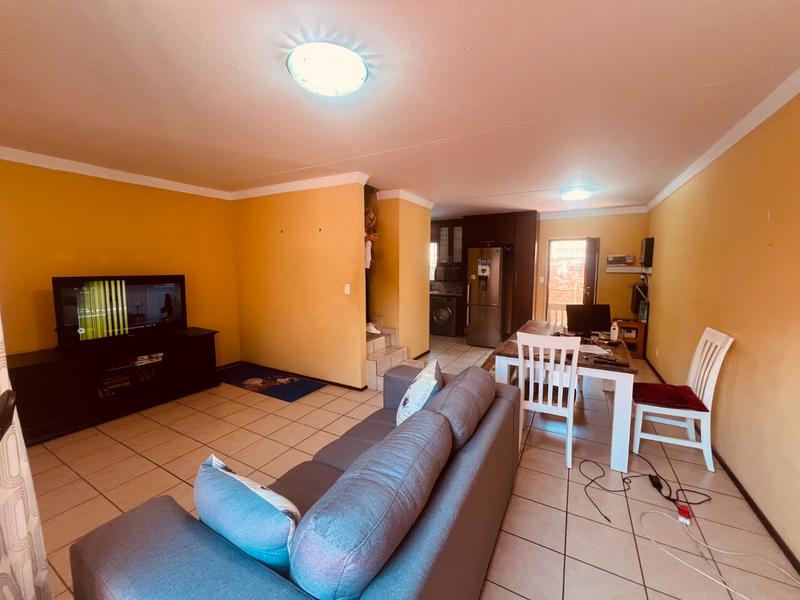 3 Bedroom Property for Sale in Theresa Park Gauteng