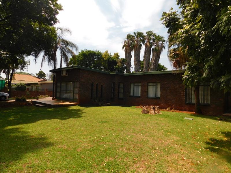 4 Bedroom Property for Sale in Dorandia Gauteng