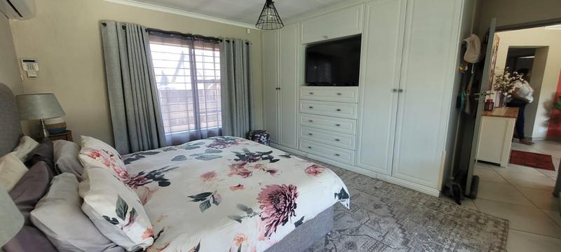 3 Bedroom Property for Sale in Randhart Gauteng