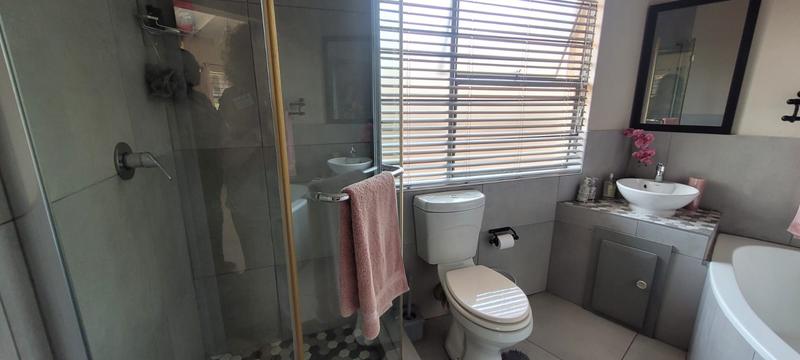 3 Bedroom Property for Sale in Randhart Gauteng