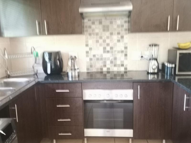 2 Bedroom Property for Sale in Mulbarton Gauteng