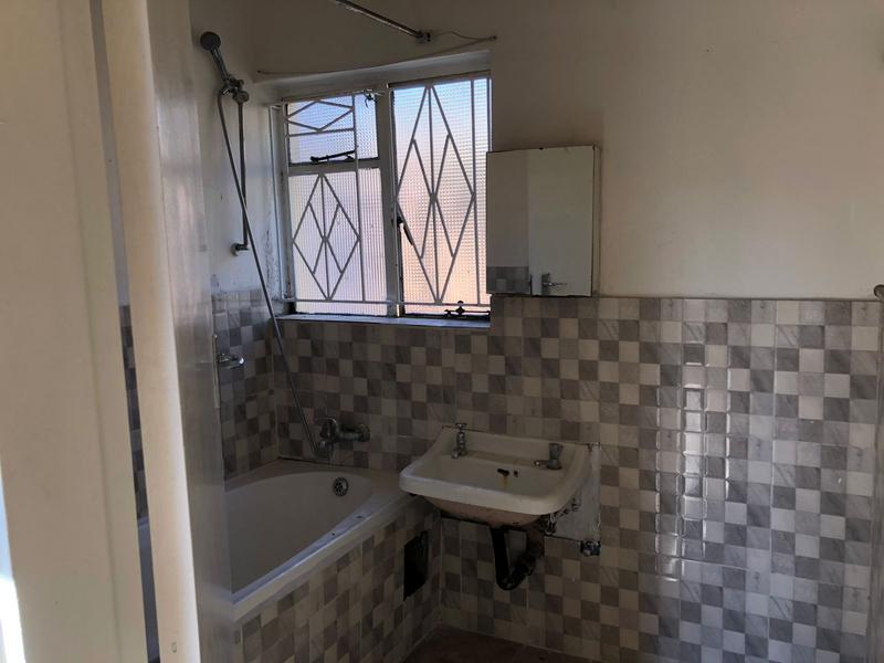 To Let 2 Bedroom Property for Rent in Laudium Gauteng