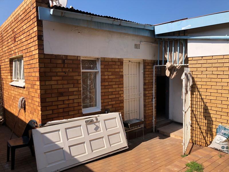 To Let 2 Bedroom Property for Rent in Laudium Gauteng