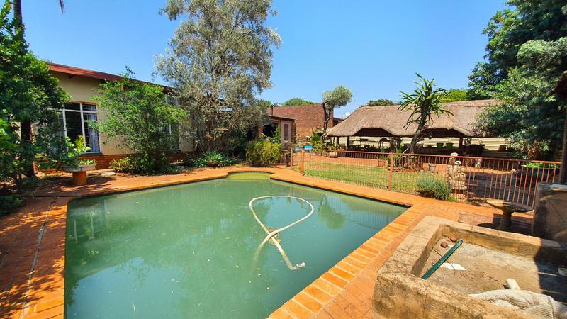 3 Bedroom Property for Sale in Dorandia Gauteng