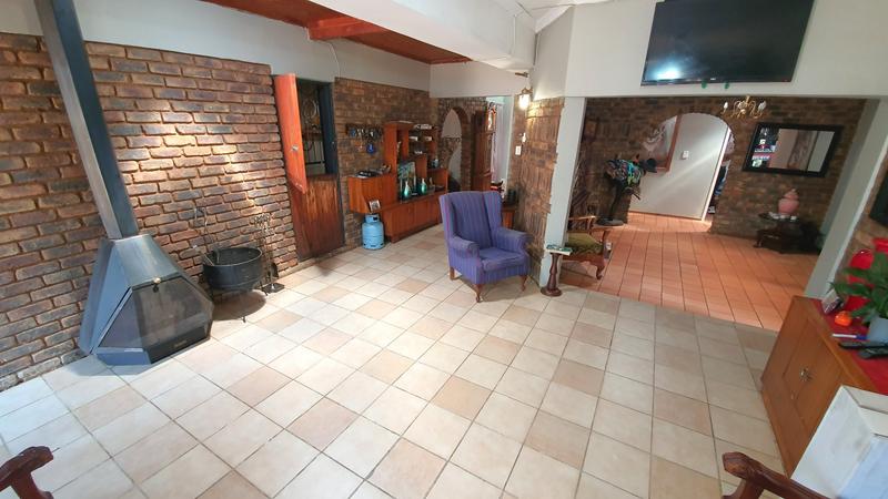 3 Bedroom Property for Sale in Dorandia Gauteng