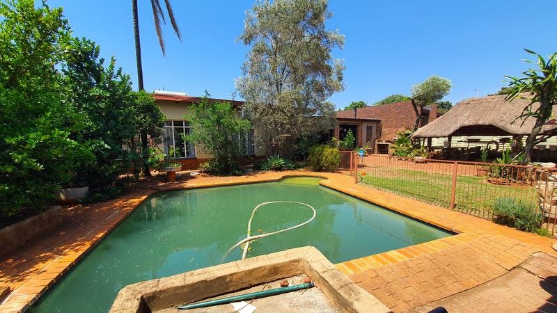 3 Bedroom Property for Sale in Dorandia Gauteng