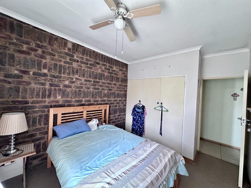 4 Bedroom Property for Sale in Dorandia Gauteng