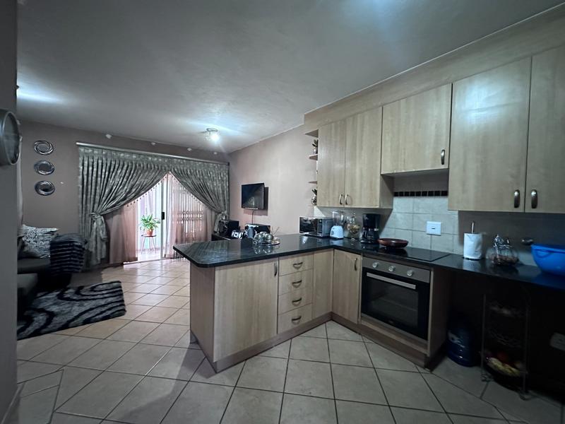 2 Bedroom Property for Sale in Theresa Park Gauteng