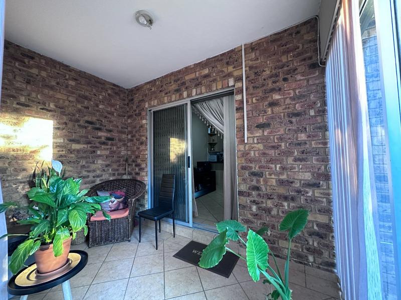 2 Bedroom Property for Sale in Theresa Park Gauteng