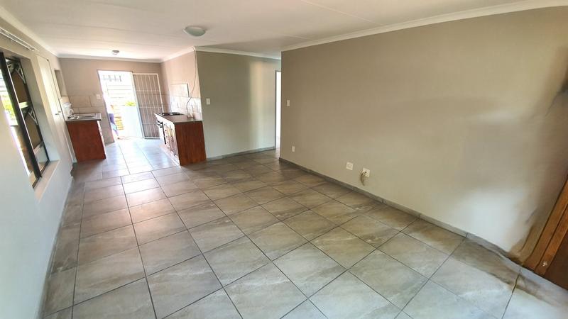 2 Bedroom Property for Sale in Theresa Park Gauteng