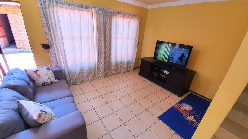 3 Bedroom Property for Sale in Theresa Park Gauteng