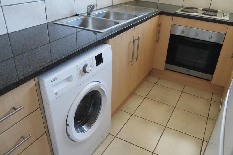 To Let 1 Bedroom Property for Rent in Bedford Gardens Gauteng