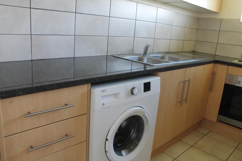 To Let 1 Bedroom Property for Rent in Bedford Gardens Gauteng