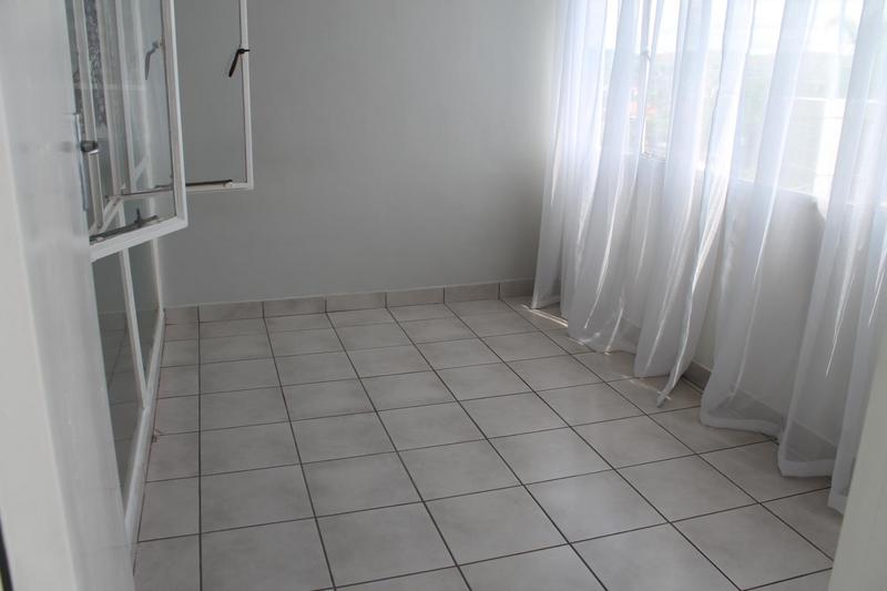 To Let 1 Bedroom Property for Rent in Bedford Gardens Gauteng