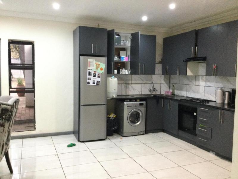 To Let 3 Bedroom Property for Rent in Lombardy East Gauteng