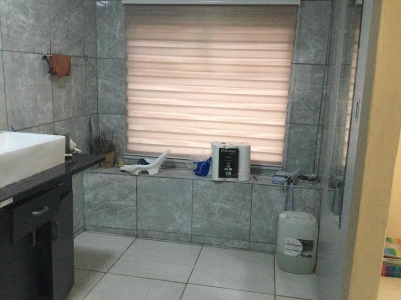 To Let 3 Bedroom Property for Rent in Lombardy East Gauteng