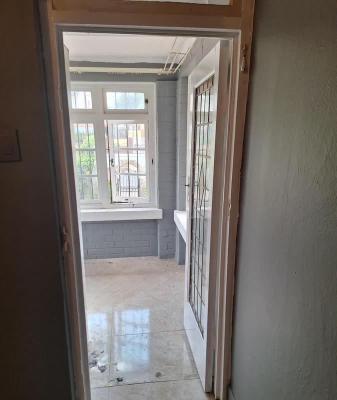 To Let 1 Bedroom Property for Rent in Observatory Gauteng