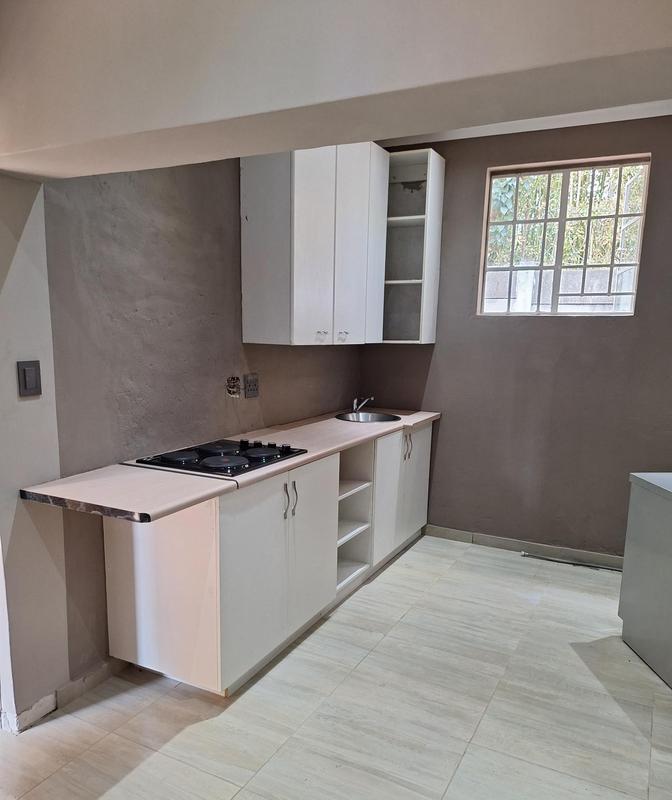 To Let 1 Bedroom Property for Rent in Observatory Gauteng