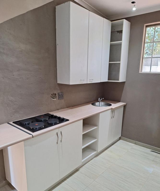 To Let 1 Bedroom Property for Rent in Observatory Gauteng