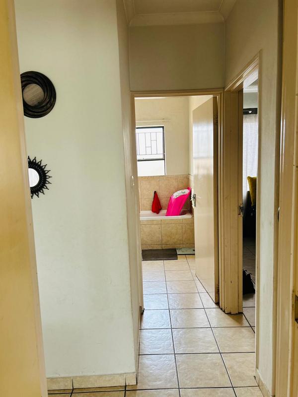 To Let 2 Bedroom Property for Rent in Modderfontein Gauteng