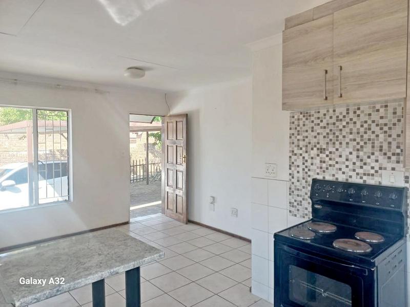 2 Bedroom Property for Sale in Terenure Gauteng