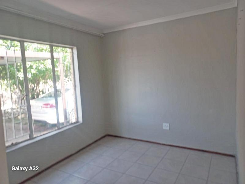 2 Bedroom Property for Sale in Terenure Gauteng