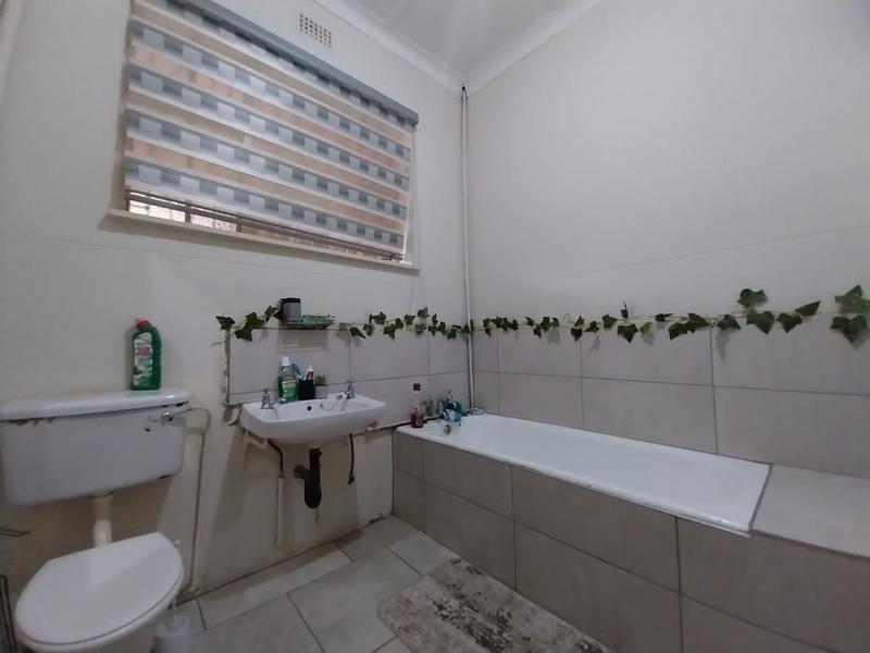 2 Bedroom Property for Sale in West Village Gauteng