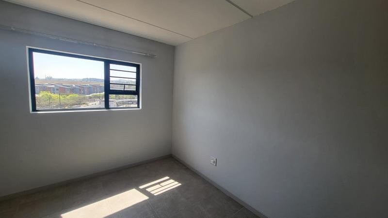 To Let 2 Bedroom Property for Rent in Grand Central Gauteng