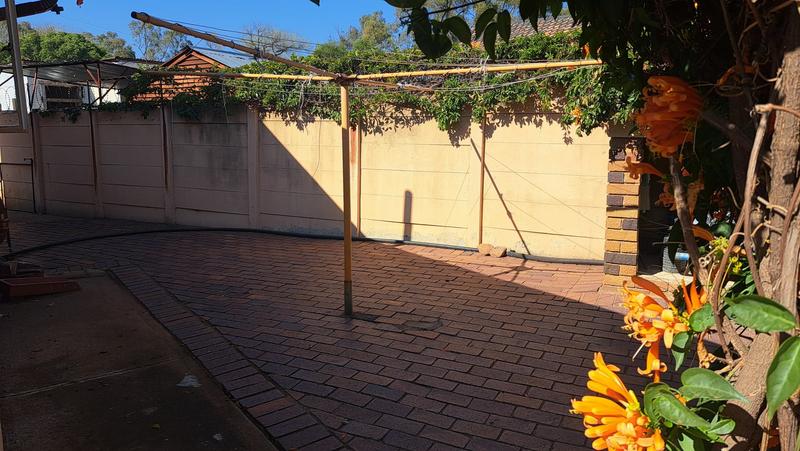 5 Bedroom Property for Sale in Brakpan Central Gauteng