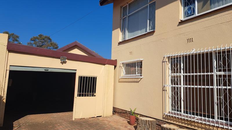 5 Bedroom Property for Sale in Brakpan Central Gauteng