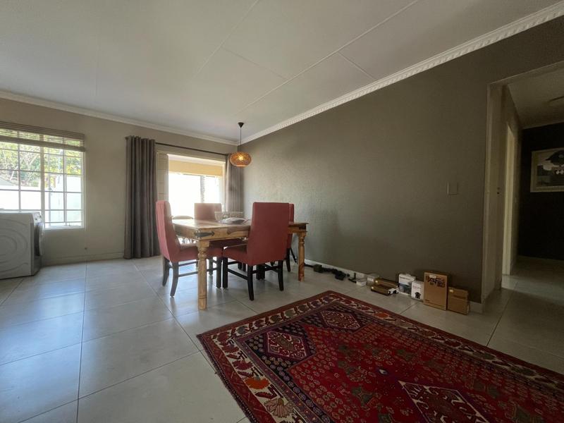 To Let 2 Bedroom Property for Rent in Waterkloof Ridge Gauteng