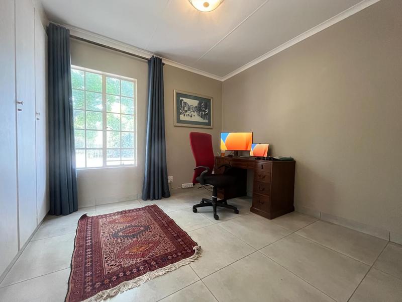 To Let 2 Bedroom Property for Rent in Waterkloof Ridge Gauteng