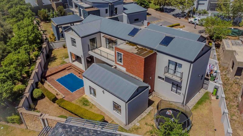 To Let 4 Bedroom Property for Rent in Copperleaf Estate Gauteng