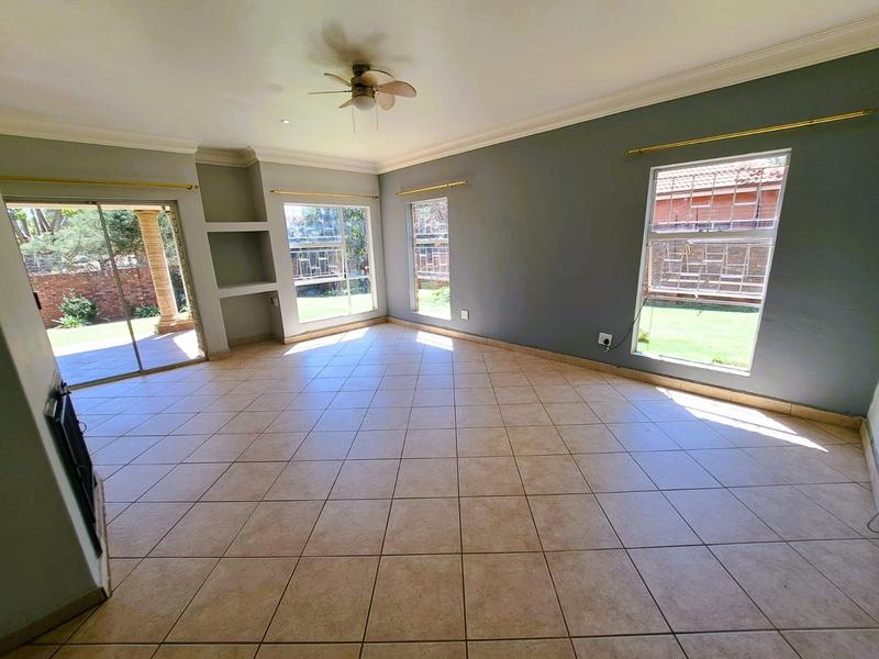 3 Bedroom Property for Sale in Eldoraigne Gauteng