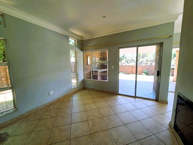 3 Bedroom Property for Sale in Eldoraigne Gauteng