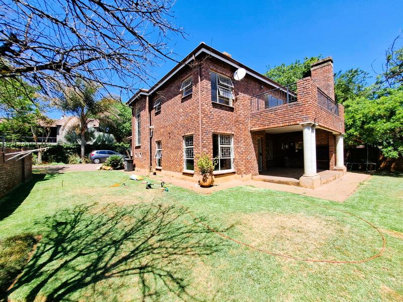 3 Bedroom Property for Sale in Eldoraigne Gauteng