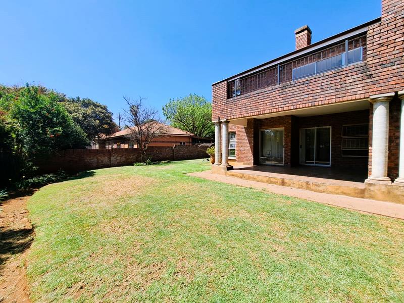 3 Bedroom Property for Sale in Eldoraigne Gauteng