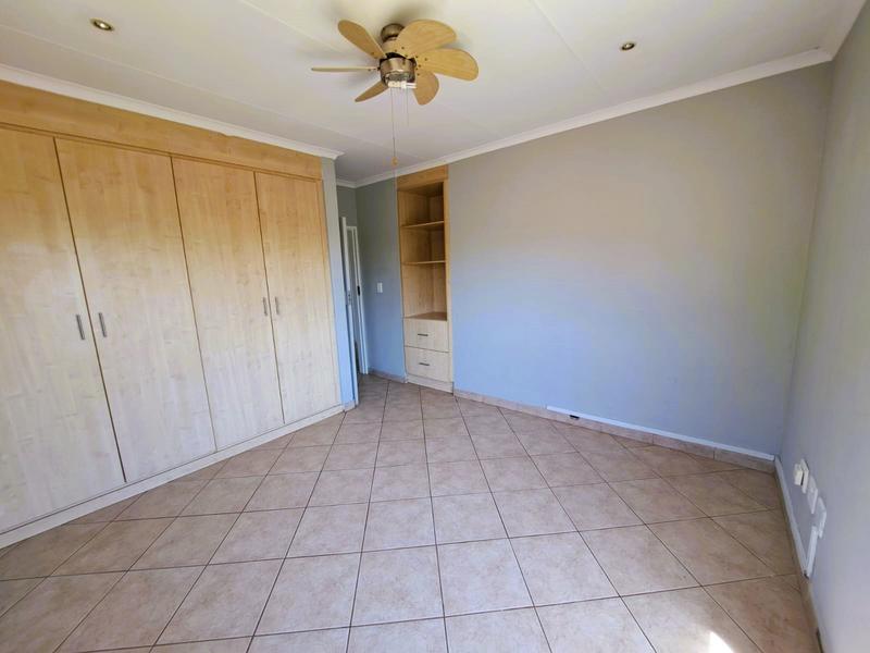 3 Bedroom Property for Sale in Eldoraigne Gauteng