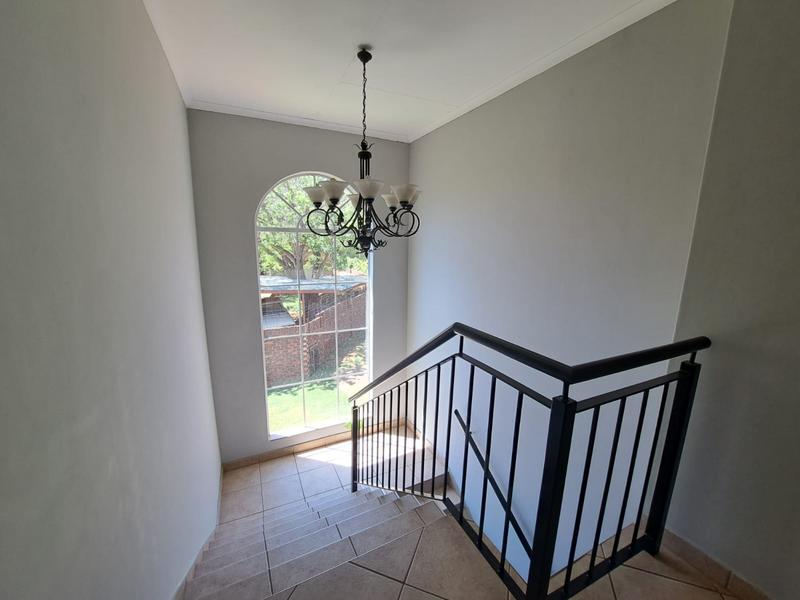 3 Bedroom Property for Sale in Eldoraigne Gauteng