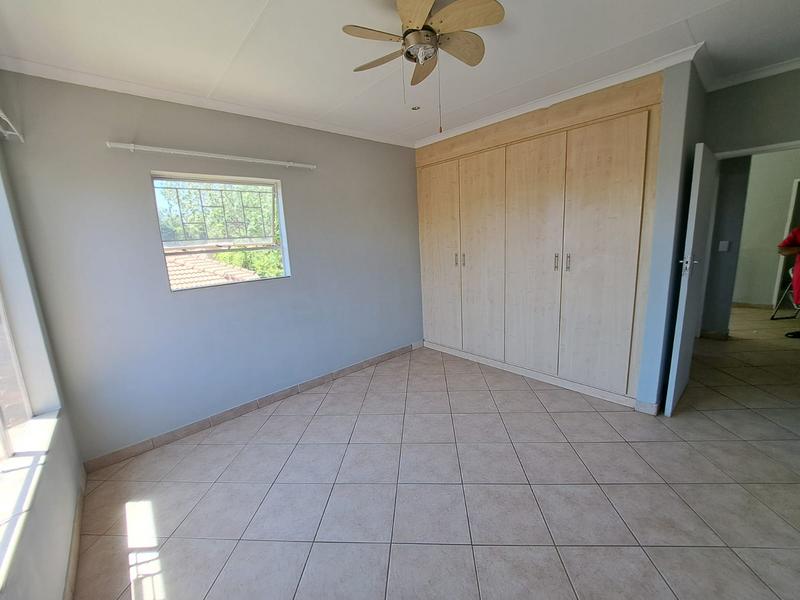 3 Bedroom Property for Sale in Eldoraigne Gauteng