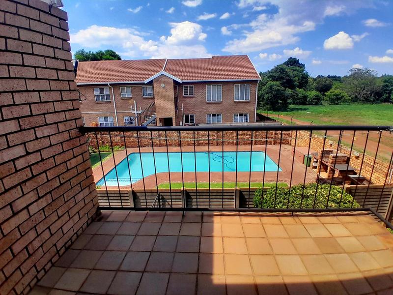 1 Bedroom Property for Sale in Hennopspark Gauteng