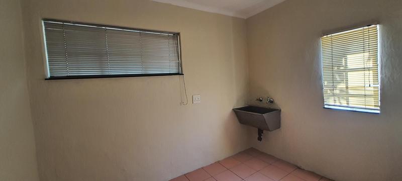 To Let 3 Bedroom Property for Rent in Faerie Glen Gauteng