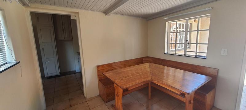 To Let 3 Bedroom Property for Rent in Faerie Glen Gauteng