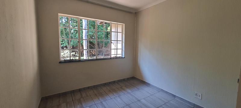 To Let 3 Bedroom Property for Rent in Faerie Glen Gauteng