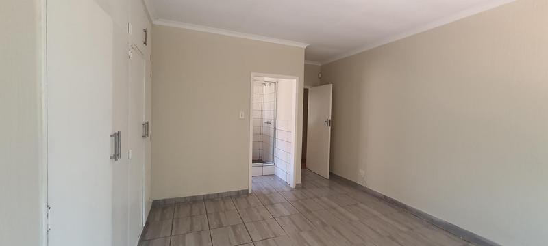 To Let 3 Bedroom Property for Rent in Faerie Glen Gauteng