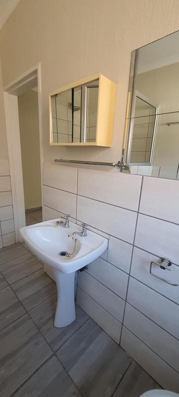 To Let 3 Bedroom Property for Rent in Faerie Glen Gauteng