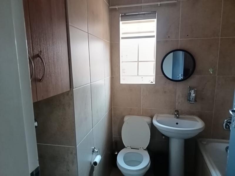 3 Bedroom Property for Sale in Andeon Gauteng