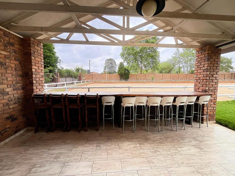 6 Bedroom Property for Sale in Randjesfontein A H Gauteng