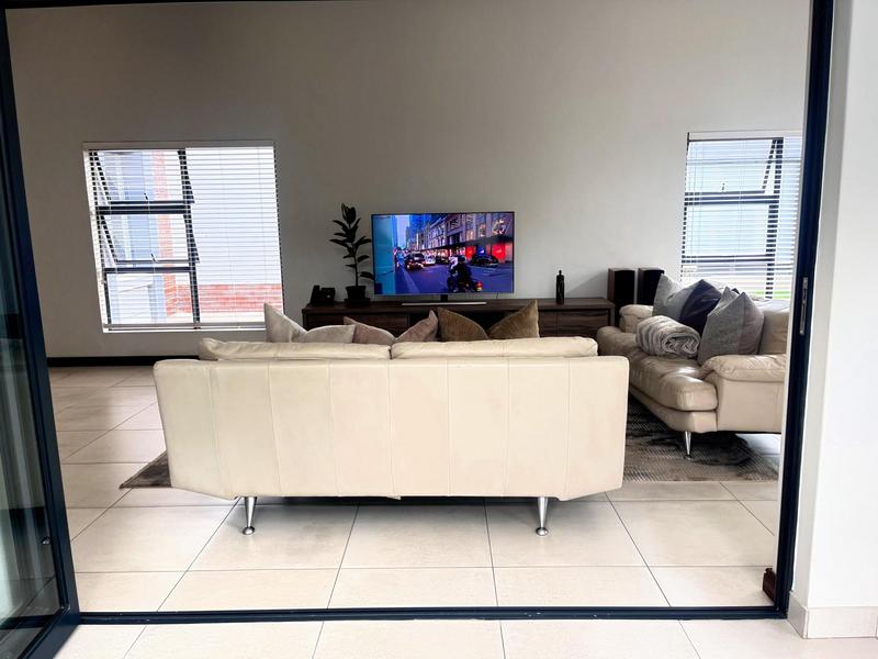 3 Bedroom Property for Sale in Midstream Meadows Gauteng