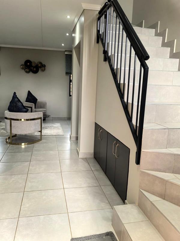 4 Bedroom Property for Sale in Lion Pride Gauteng